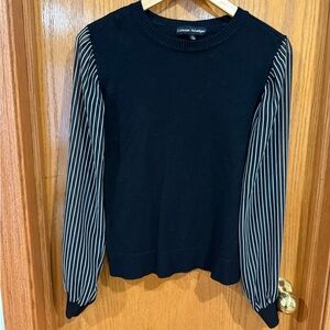 Black and White Striped Sleeve Top Sz M